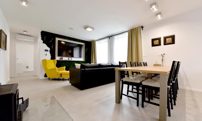 Trencin Appartement | Apartmán Sihoť