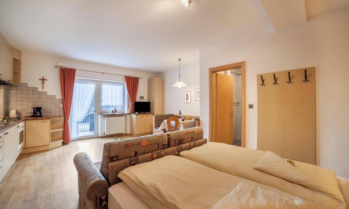 San Leonardo in Passiria Appartement | Appartement "Résidence Pichler 7" avec vue sur les montagnes, terrasse et Wi-Fi