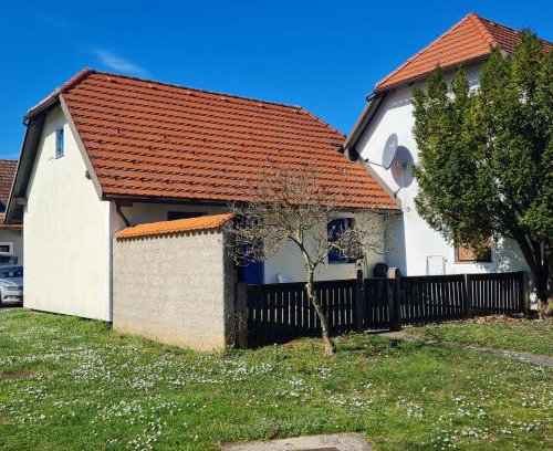 Terme Catez Appartement | Apartma Termal Čatež - nastanitev z vključenimi 6-imi kopalnimi kartami - 6 tickets included