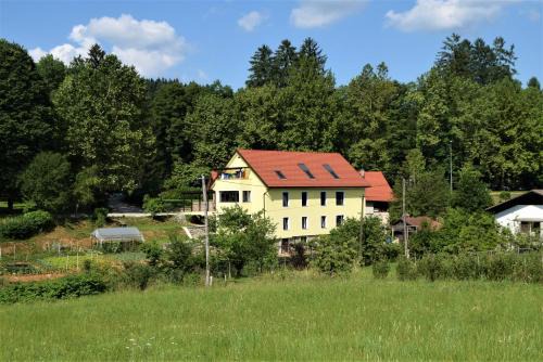 Dolenjske Toplice Appartement | Apartmaji Maln