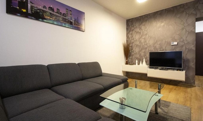 Velky Slavkov Appartement | Apartman Adam