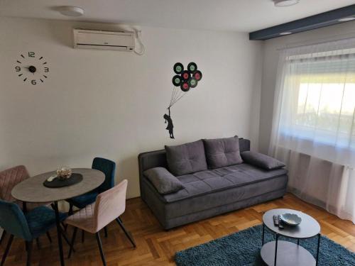 Osijek Appartement | Apartman Vinyl - self check-in