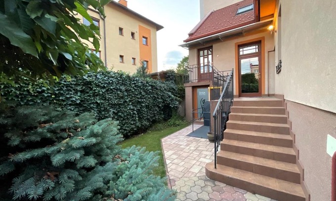 Juh Appartement | Apartmany Rosna