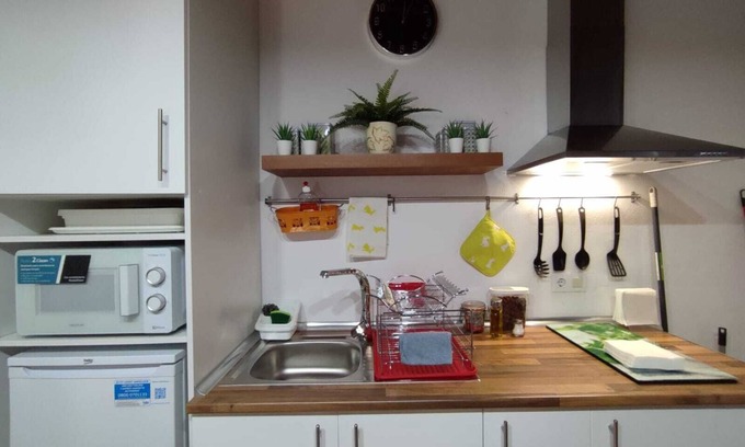 Espartinas Appartement | Apartment 2, Chalet Manzano 15 min from Seville