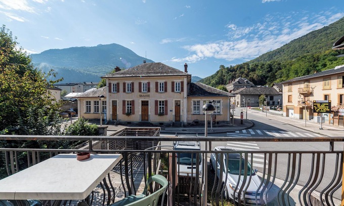 Saint-Etienne-de-Cuines Appartement | Appartement "Le Chaussy" avec vue sur les montagnes, balcon et Wi-Fi