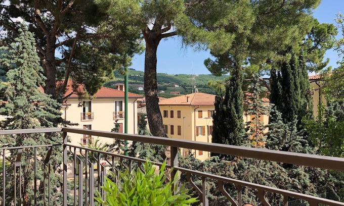 Negrar Appartement | Apartment ROSE AND TULIPANI 4 - in the heart of Valpolicella