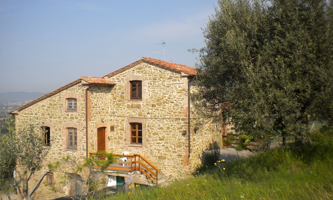 Passignano sul Trasimeno Maison | Apartment for 4/5 Persons, Amazing View on Trasimeno Lake