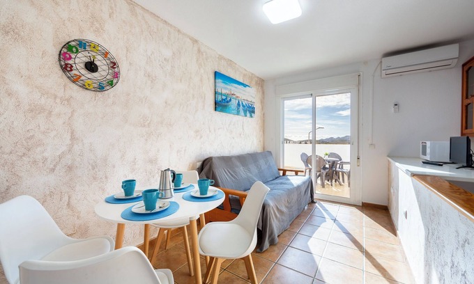 El Pozo de los Frailes Appartement | Appartement 'Maracas 2' avec vue sur la montagne, terrasse privée et climatisation