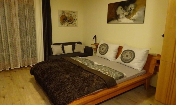 Krakaudorf Appartement | Apartment 1 room studio, bed-sitting room, shower, WC, balcony - Wedam Ronald -