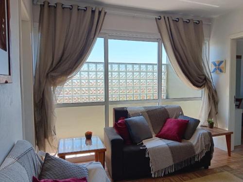 Passo de Torres Appartement | Apartment 2 blocks from the sea with parking and Wi-Fi