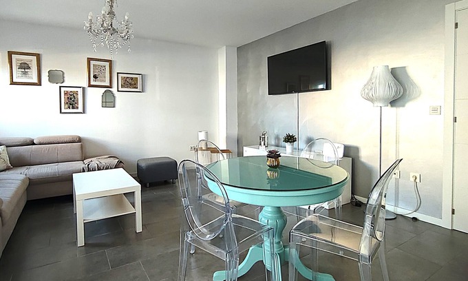 Puerto de Guimar Appartement | Apartment 2 minutes from the beach! Ideal for a few days with family and couples.