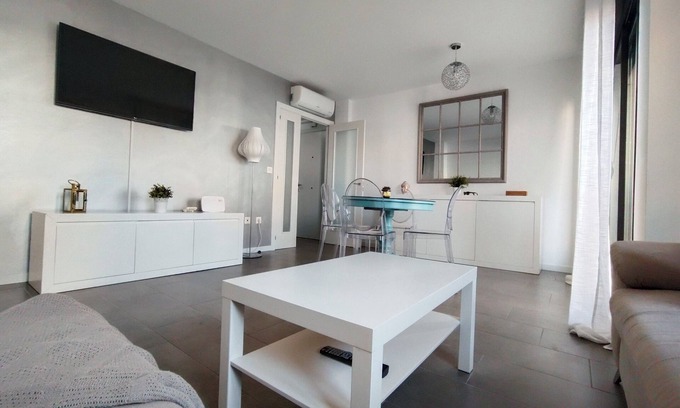Puerto de Guimar Appartement | Apartment 2 minutes from the beach! Ideal for a few days with family and couples.