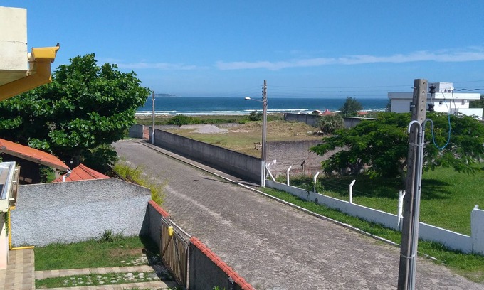 Vila Nova Maison | Appartement à 200 mètres de la plage à Imbituba, SC.