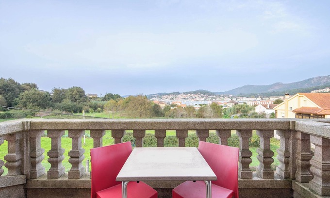 Cangas Appartement | Appartement '22' avec vue sur la mer, piscine partagée et Wi-Fi