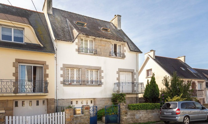 Treboul Appartement | Appartement 'Appartement 400m Du Port' avec vue sur la mer, jardin partagé et Wi-Fi