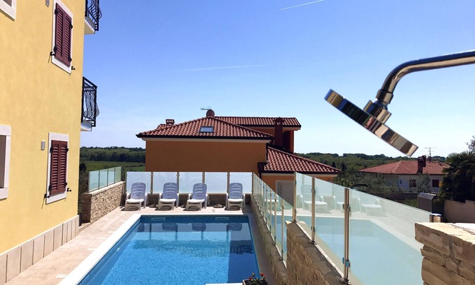Savudrija Appartement | Appartement 5 dans la villa à Savudrija avec jardin piscine barbecue parking
