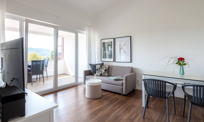 Klettgau Appartement | Appartement '5' avec jardin partagé, balcon et Wi-Fi