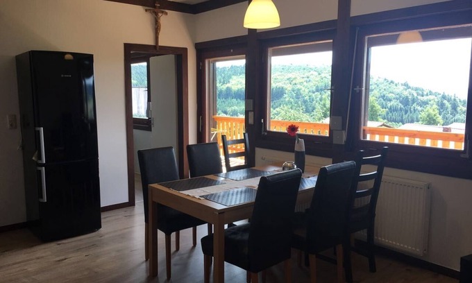 Fladungen Appartement | Apartment (55sqm) for 4 people with balcony and conservatory