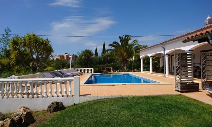 Funchal Appartement | Appartement de 70 m² avec grand jardin et piscine près de Lagos-Algarve