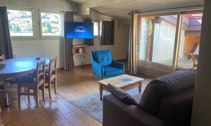 Demi-Quartier Appartement | Appartement 71m2 près de Megève, parking couvert, en toiture, tennis 🎾 en été