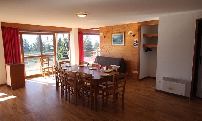Chamrousse Appartement | Apartment 8 people, south terrace, near slopes