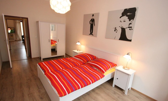 Goerlitz Appartement | APPARTEMENT NEUF MAISON 50M ZONE PIÉTONNIÈRE 20 PLACES DE PARKING PERSONNALISÉES DANS LA MAISON GRATUITEMENT