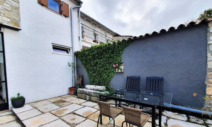 Musalez Appartement | Apartment A4 in charming Istrian stone House for max 4 Persons, country side of Poreč