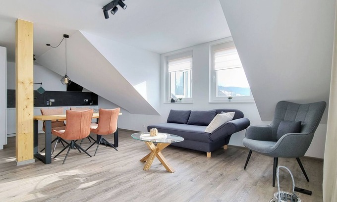 Baiersbronn Appartement | Appartement "Adlerhorst" en Forêt-Noire avec balcon et Wi-Fi