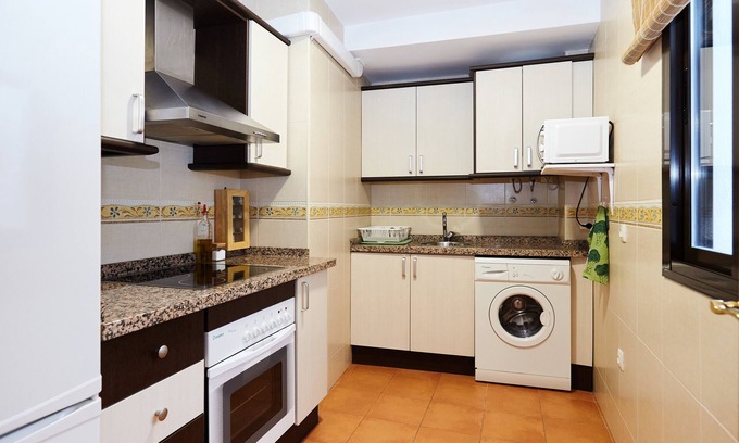 Old Town Baeza Appartement | Apartment 'Aires De Baeza' with Balcony, Wi-Fi and Air Conditioning