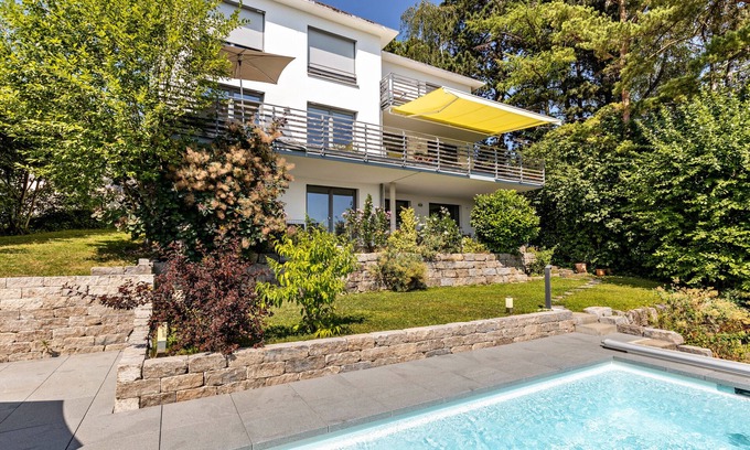 Daisendorf Appartement | Appartement "Am Lichtenberg" avec vue sur le lac, terrasse privée et Wi-Fi