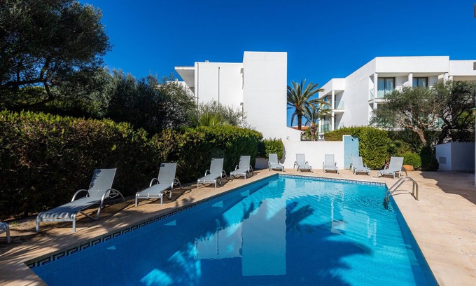 Cala Ferrera Appartement | Appartement 'Apartamento Aquamarina 4' avec piscine partagée, Wi-Fi et climatisation