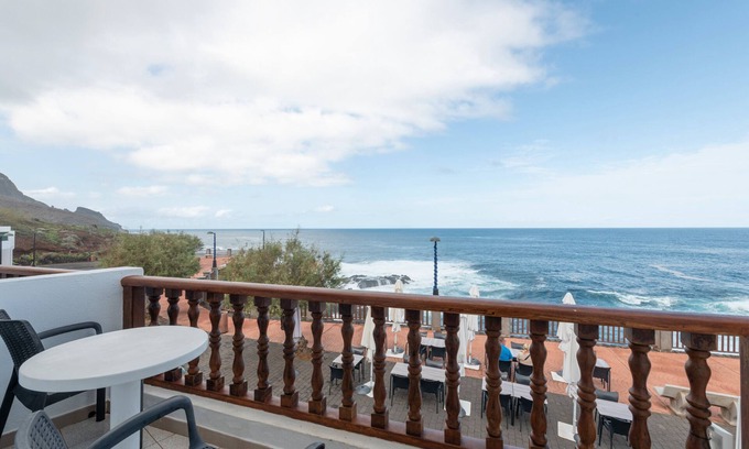 Barlovento Appartement | Appartement 'Apartamento D' avec vue sur la mer, terrasse privée et Wi-Fi