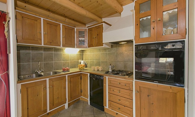 Bellamonte Appartement | Apartment 'Appartamento Tabià In Baita Lor' with Mountain View, Shared Garden and Wi-Fi