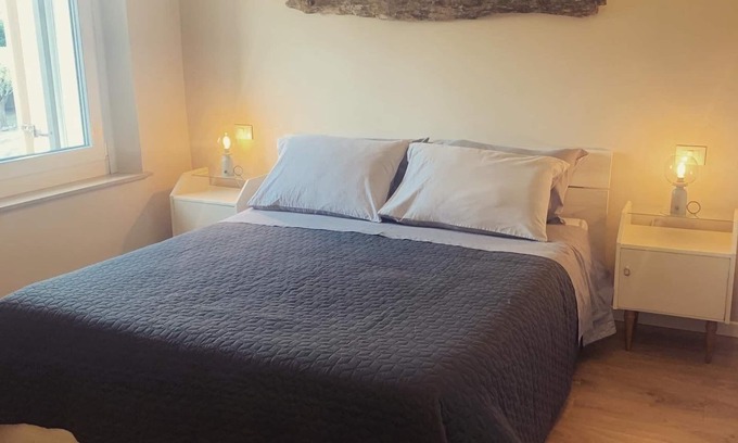 Pescantina Appartement | Apartment 'Appartamento Magnolia 3' with Shared Garden, Wi-Fi and Air Conditioning