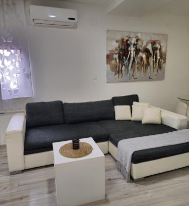 Vinkovci Appartement | Apartment Aria