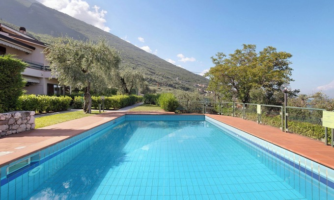 Assenza Appartement | Appartement "Assenza 9" avec vue sur le lac, Wi-Fi et climatisation.