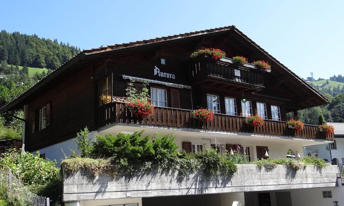 Engelberg Appartement | Appartement Aurora by Interhome