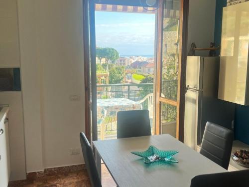 Pietra Ligure Appartement | APARTMENT Aurora & Nicole IDEAL per bike 1 free parkings large e famiglie con terazza vista mare è Wi-Fi gratuiti aria condizionata