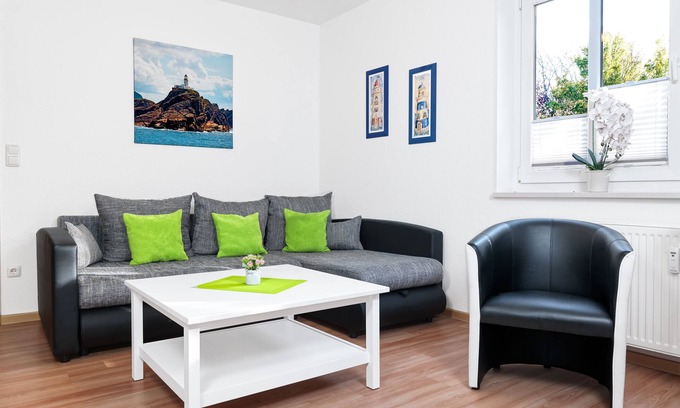 Am Schwarzen Busch Appartement | Apartment Backbord - Welcome right by the sea!