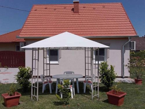 Balatonbereny Maison | Apartment Balatonbereny 9