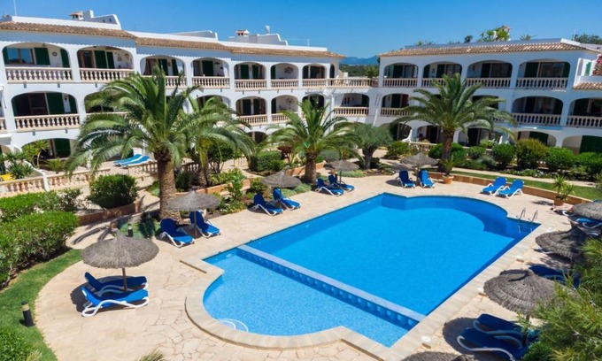 Cala Santany Appartement | Apartment Bella Vista by Interhome