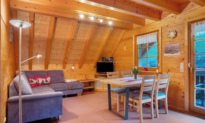 Muehlenbach Appartement | Appartement 'Bergblick' avec vue sur les montagnes, terrasse partagée et Wi-Fi