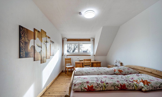 Wangen im Allgaeu Appartement | Appartement 'Bio Ferienhof Rall' avec jardin partagé et Wi-Fi