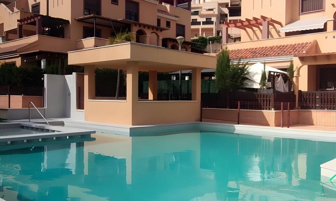 Los Geraeos Appartement | Apartment 'Brisa Del Mar' with Shared Pool, Wi-Fi and Air Conditioning