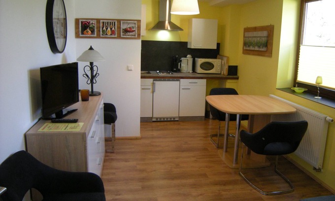 Dipperz Appartement | Appartement "Bungalow 47 Untergeschoss" avec terrasse privée et Wi-Fi gratuit