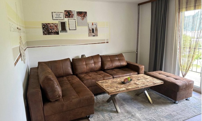 Bodensdorf Appartement | Apartment by Lake Ossiach with Mountain Views