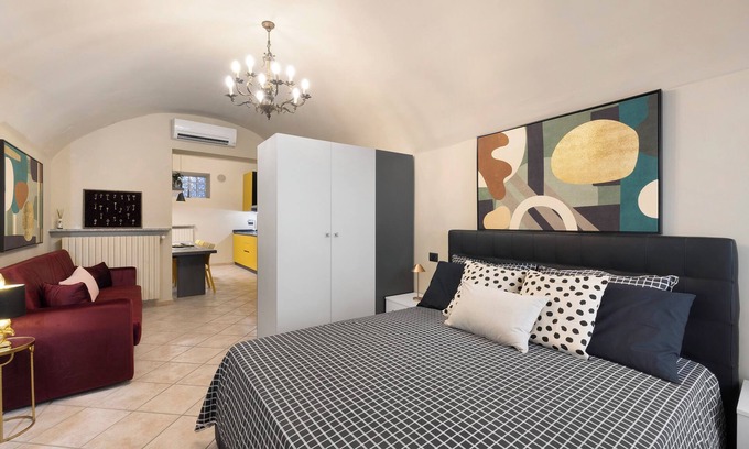 Alessandria Appartement | Apartment 'Cappellaio Matto' with Wi-Fi and Air Conditioning