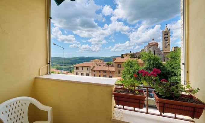 Massa Marittima Appartement | Appartement 'Carmelita' avec balcon et Wi-Fi