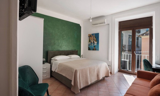 Rione Duomo Appartement | Appartement "Casa Francy" avec balcon, Wi-Fi et climatisation