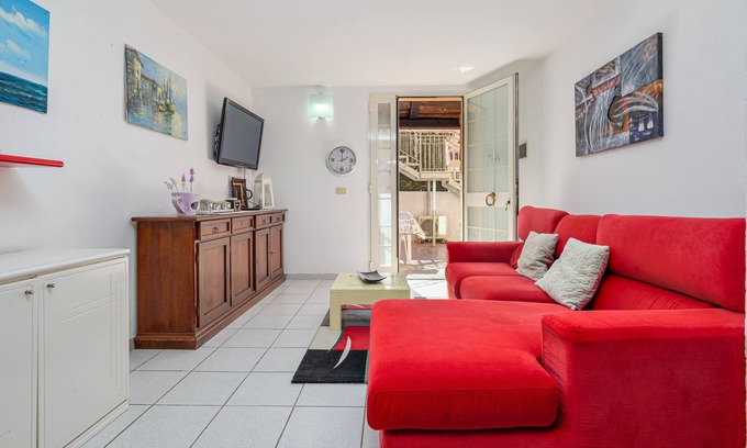 Loiri Appartement | Apartment 'Casa Isa E Martina' with Private Terrace